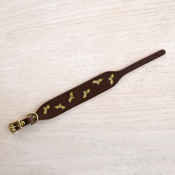 leather-buckle-collar-bats-chestnut-gold-small_2