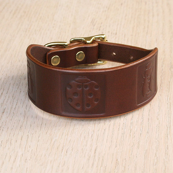 leather-buckle-collar-boxed-bugs-1-5-inch_1