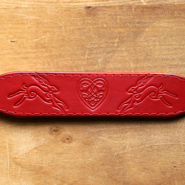 leather-buckle-collar-hares-and-hearts-small_3