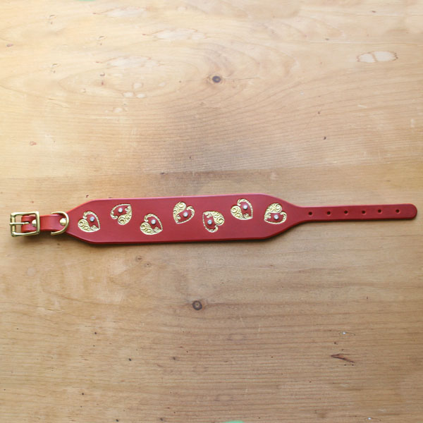 leather-buckle-collar-luxury-swirly-hearts-2-inch_2