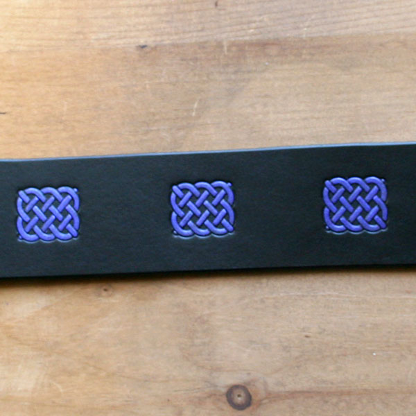 leather-buckle-collar-painted-celtic-knotwork-basketweave-2-inch_3