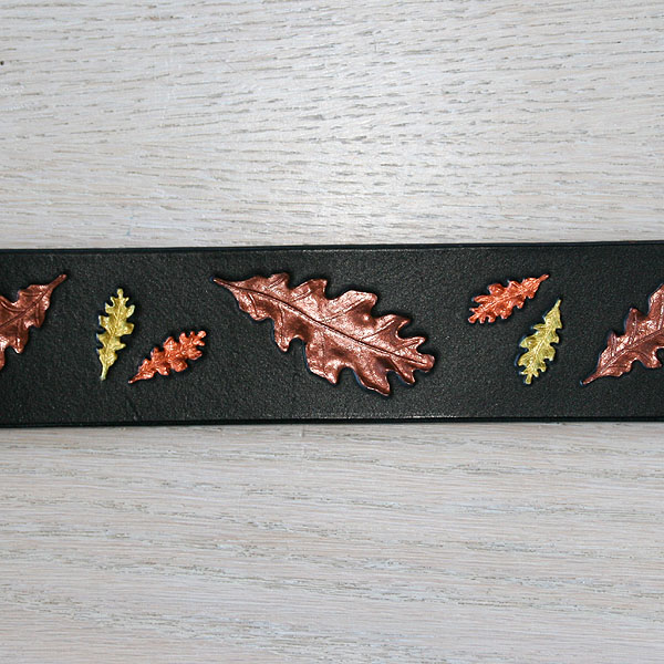 leather-buckle-collar-painted-oak-leaves-black-2-inch_3