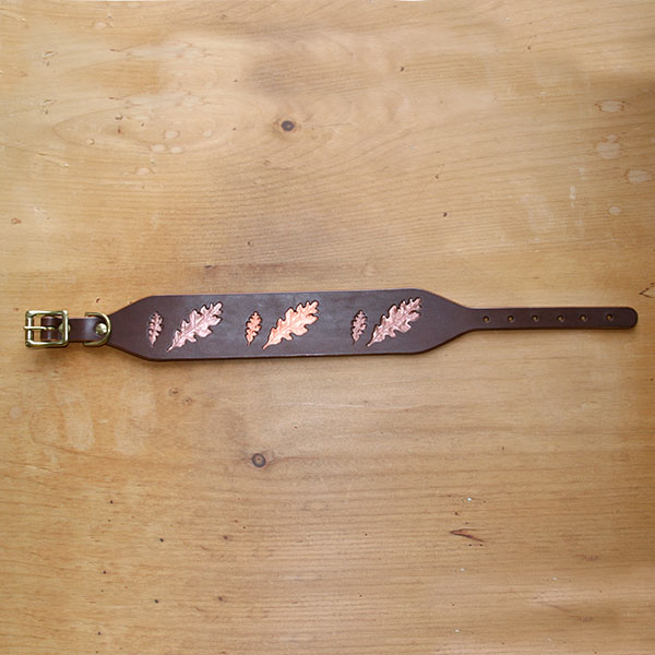 leather-greyhound-buckle-collar-painted-paired-oak-leaves-2-inch_2