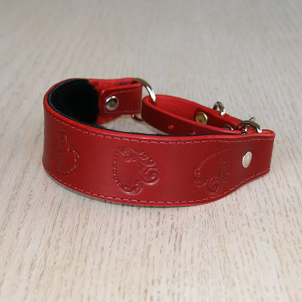 leather-martingale-collar-swirly-hearts-red-1-25-inch_2