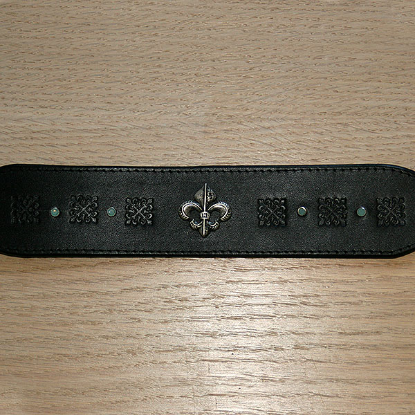 rtb_leather-buckle-collar-fleur-de-filigree-2-inch_3