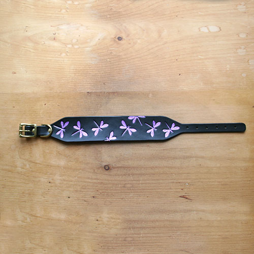 rtb_leather-buckle-collar-purple-dragonflies-2-inch_2
