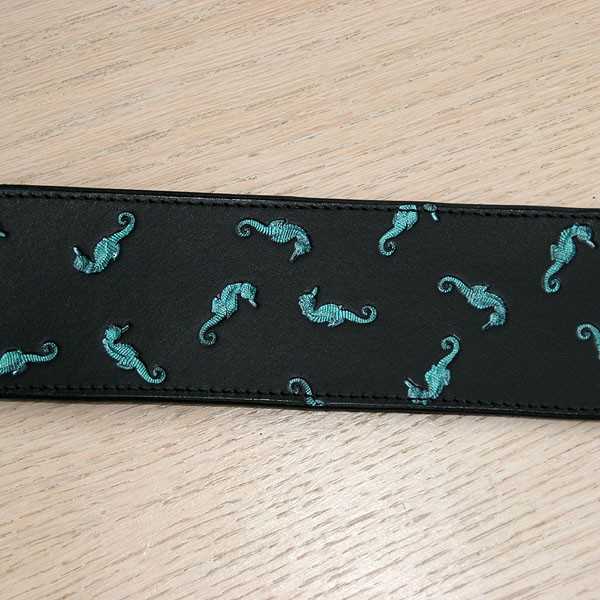 black-wide-buckle-green-seahorses_3
