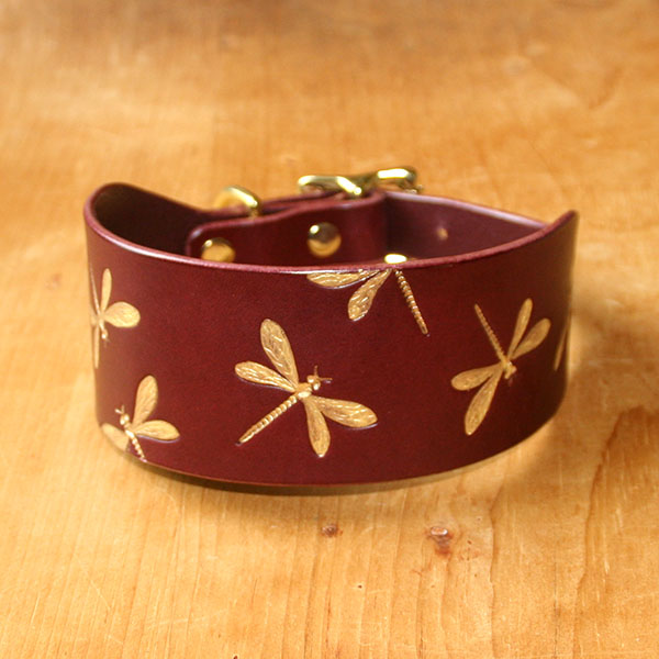 leather-buckle-collar-burgundy-gold-dragonflies-2-inch_1