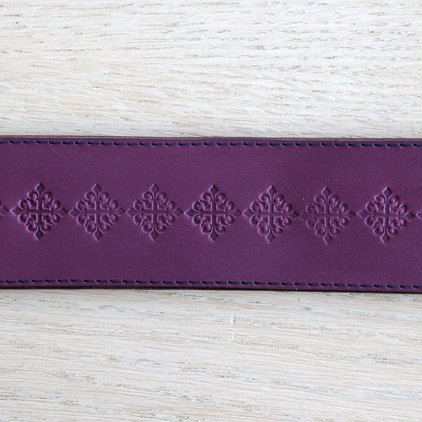 leather-buckle-collar-medieval-squares-row-purple-2-inch_3