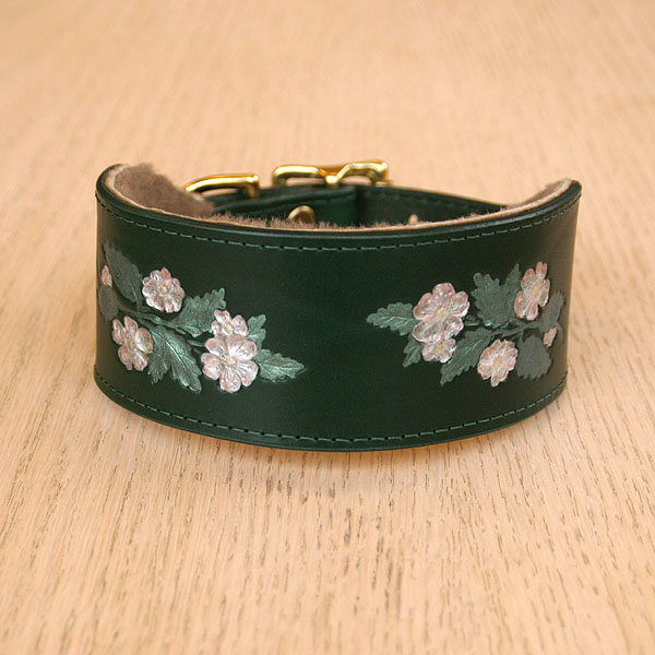 leather-buckle-collar-painted-dog-roses-green-2-inch-wide_1