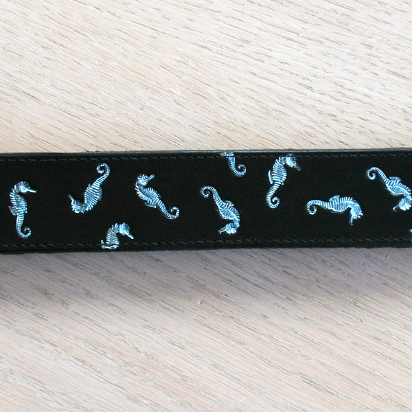 leather-buckle-collar-pale-greenblue-floating-seahorses-1-5-inch-wide_3