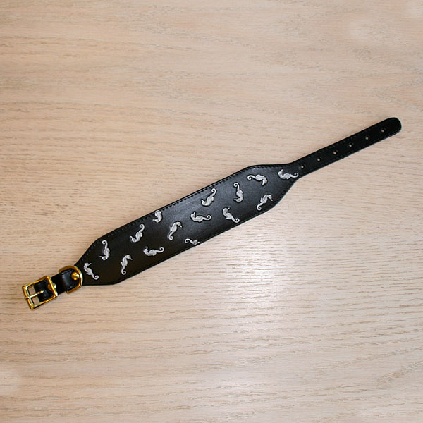 leather-buckle-collar-silver-seahorses-2-inch_2