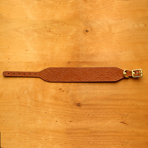 leather-buckle-collar-tan-brocade-2-inch_2