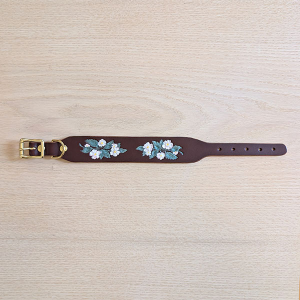 leather-sighthound-collar-dog-roses-1-5-inch_2