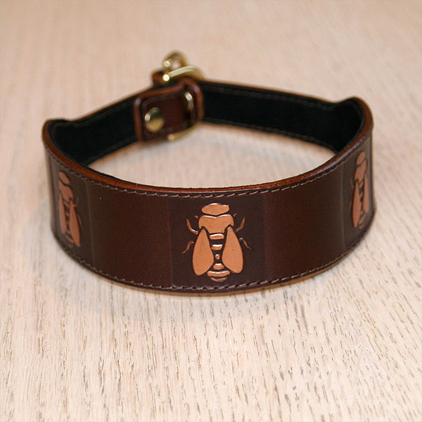 chestnut-slip-collar-bees