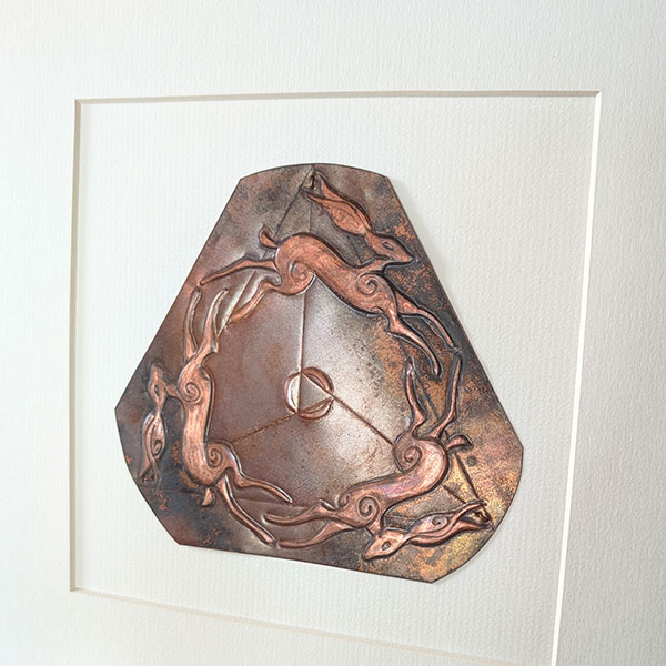no5-copper-art-triple-hares-trinity_2