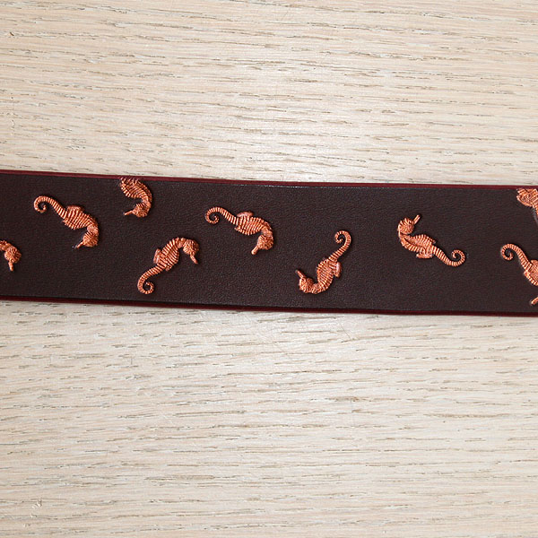 Floating Seahorses Collar