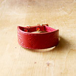 Hares & Heart Collar