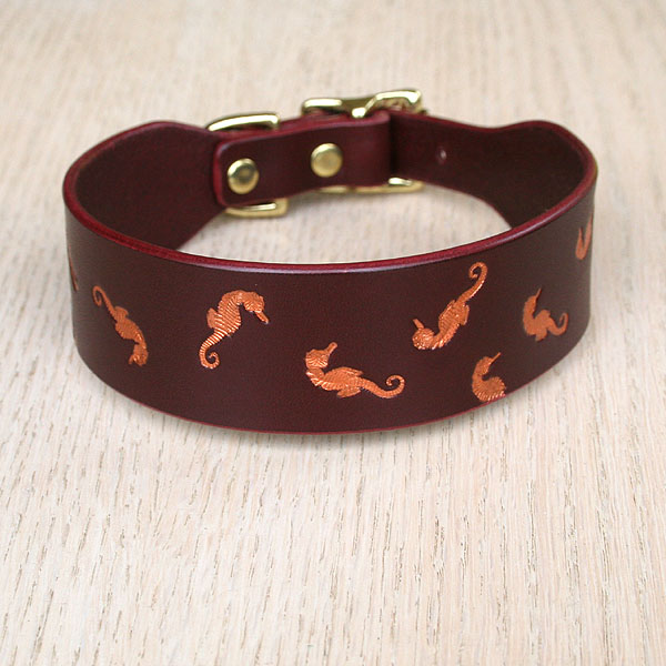 Painted Floating Seahorses Buckle Collar (1.5 inch wide)
