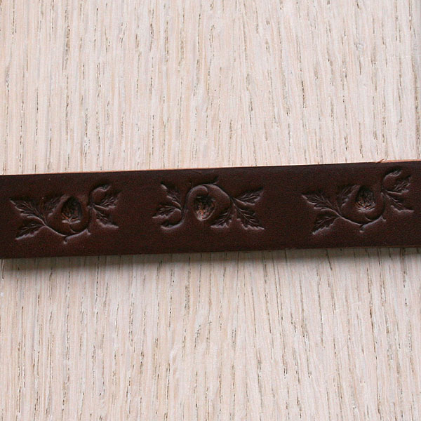 Strawberries Straight Leather Collar (¾ inch wide)